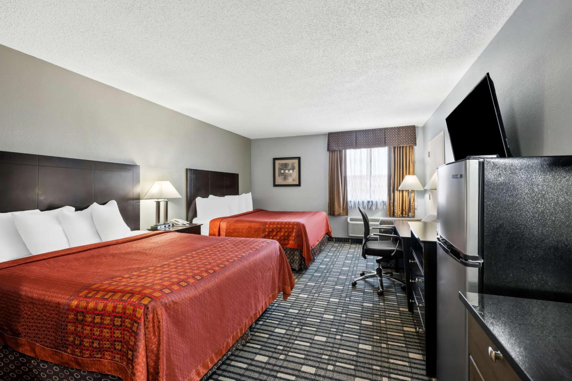 Surestay Plus Hotel By Best Western Lubbock Medical Center Exterior foto